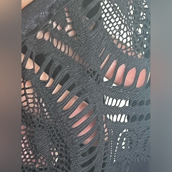 Carole Hochman Midnight women’s Sz M pajama top satin straps and lace front BLUE - Picture 4 of 8